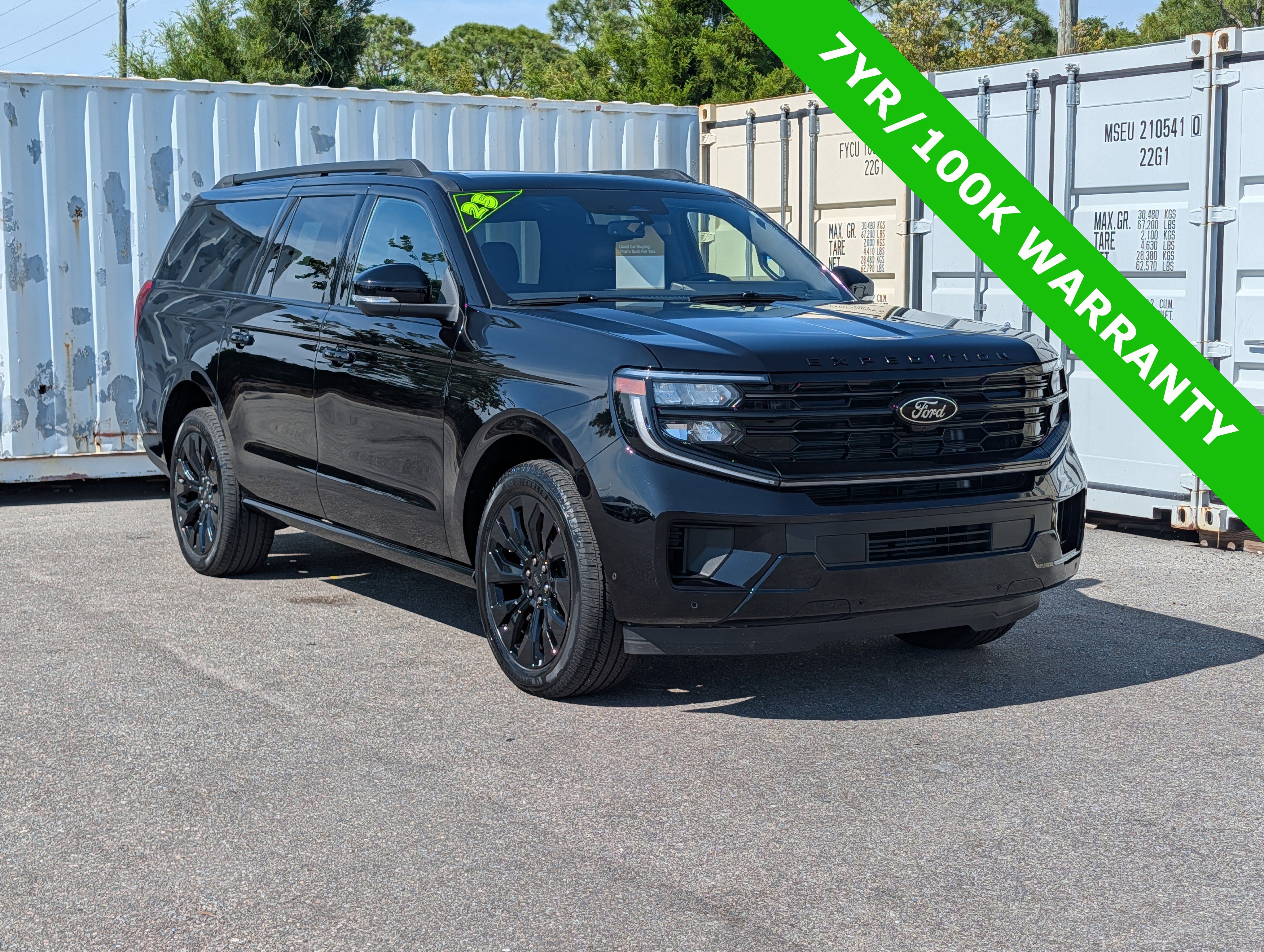 Used 2025 Ford Expedition Max Platinum w/ Stealth Appearance Package AWD/4WD image 2