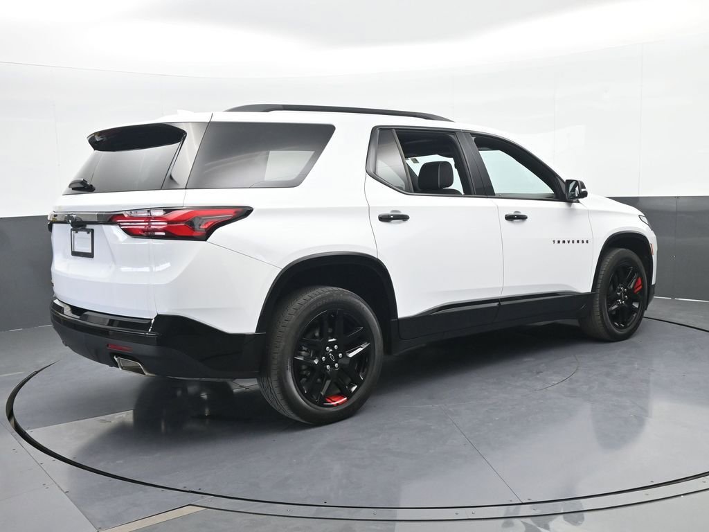 Used 2023 Chevrolet Traverse Premier w/ Redline Edition image 6