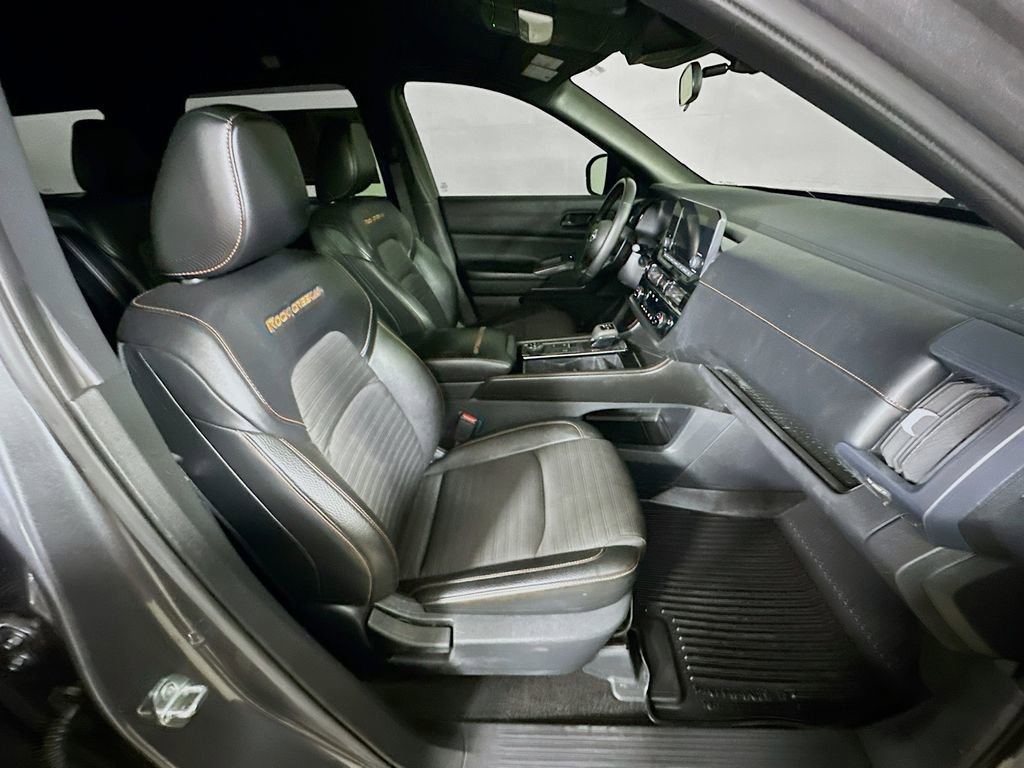 Used 2023 Nissan Pathfinder Rock Creek image 12