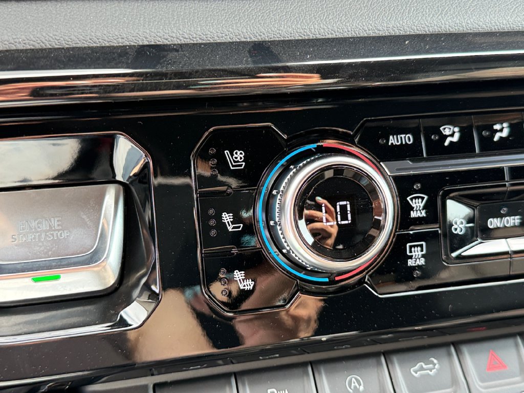 New 2026 GMC Sierra 1500 AT4 w/ AT4 Premium Package AWD/4WD image 27