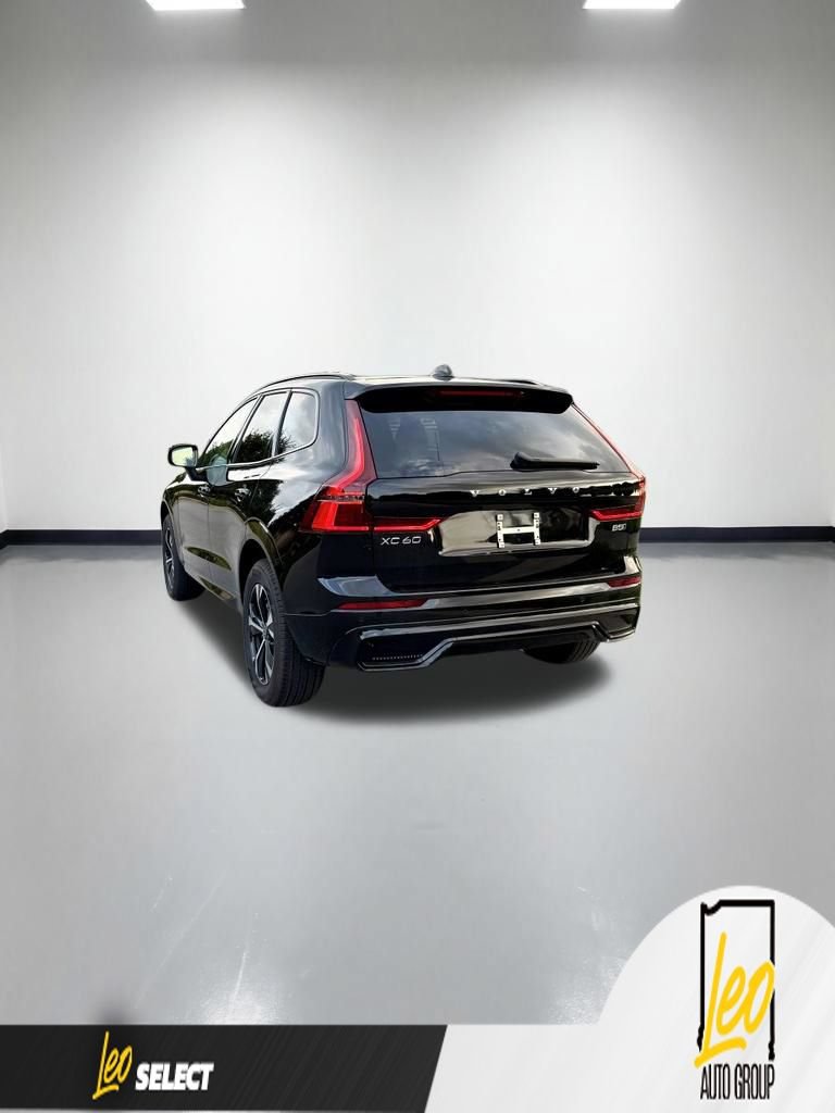 Used 2026 Volvo XC60 B5 Core AWD/4WD image 5