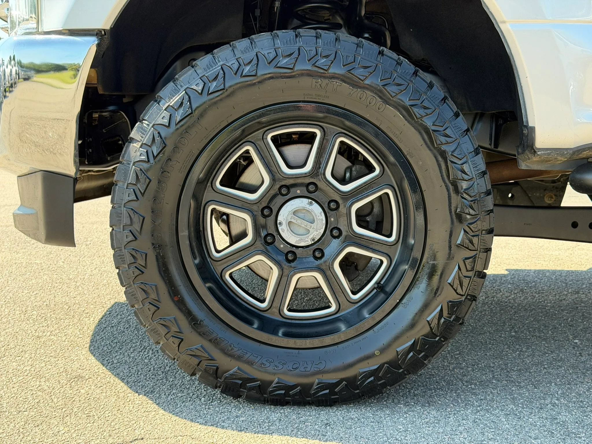 Used 2019 Ford F250 Lariat w/ Lariat Ultimate Package AWD/4WD image 15