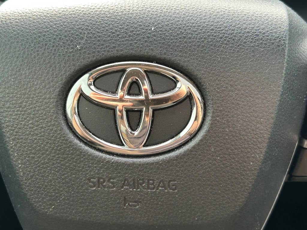 Used 2023 Toyota Highlander Limited image 42