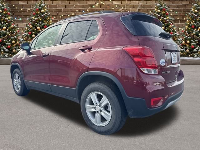 Used 2022 Chevrolet Trax LT w/ LT Convenience Package image 3