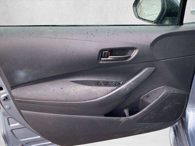Used 2026 Toyota Corolla LE FWD image 6