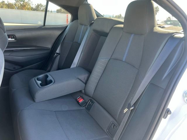 Used 2022 Toyota Corolla SE w/ SE Premium Package image 17