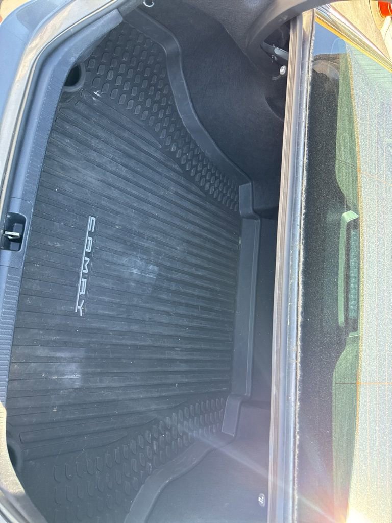 Used 2024 Toyota Camry XLE image 10