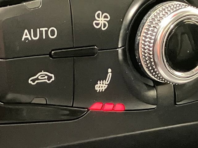 Used 2013 Audi A4 2.0T Premium w/ Convenience Pkg image 33