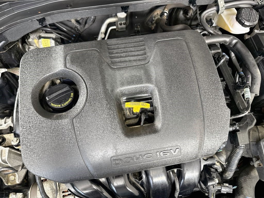 Used 2020 Hyundai Elantra SE FWD image 37