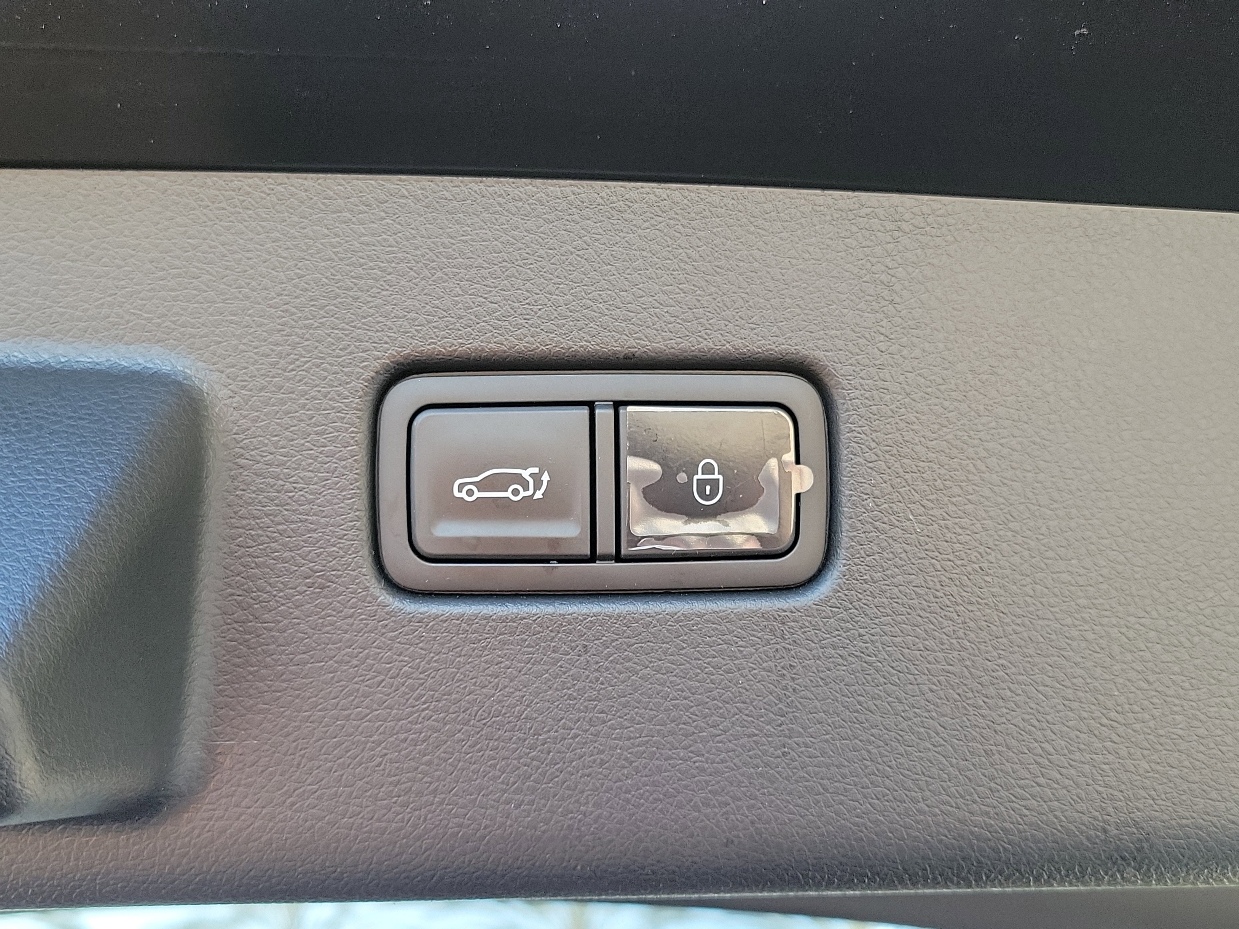 Certified 2024 Genesis GV60 Performance w/ Cargo Package image 14