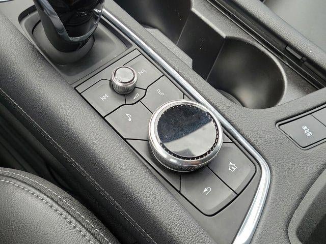 Certified 2023 Cadillac XT6 Luxury FWD image 28