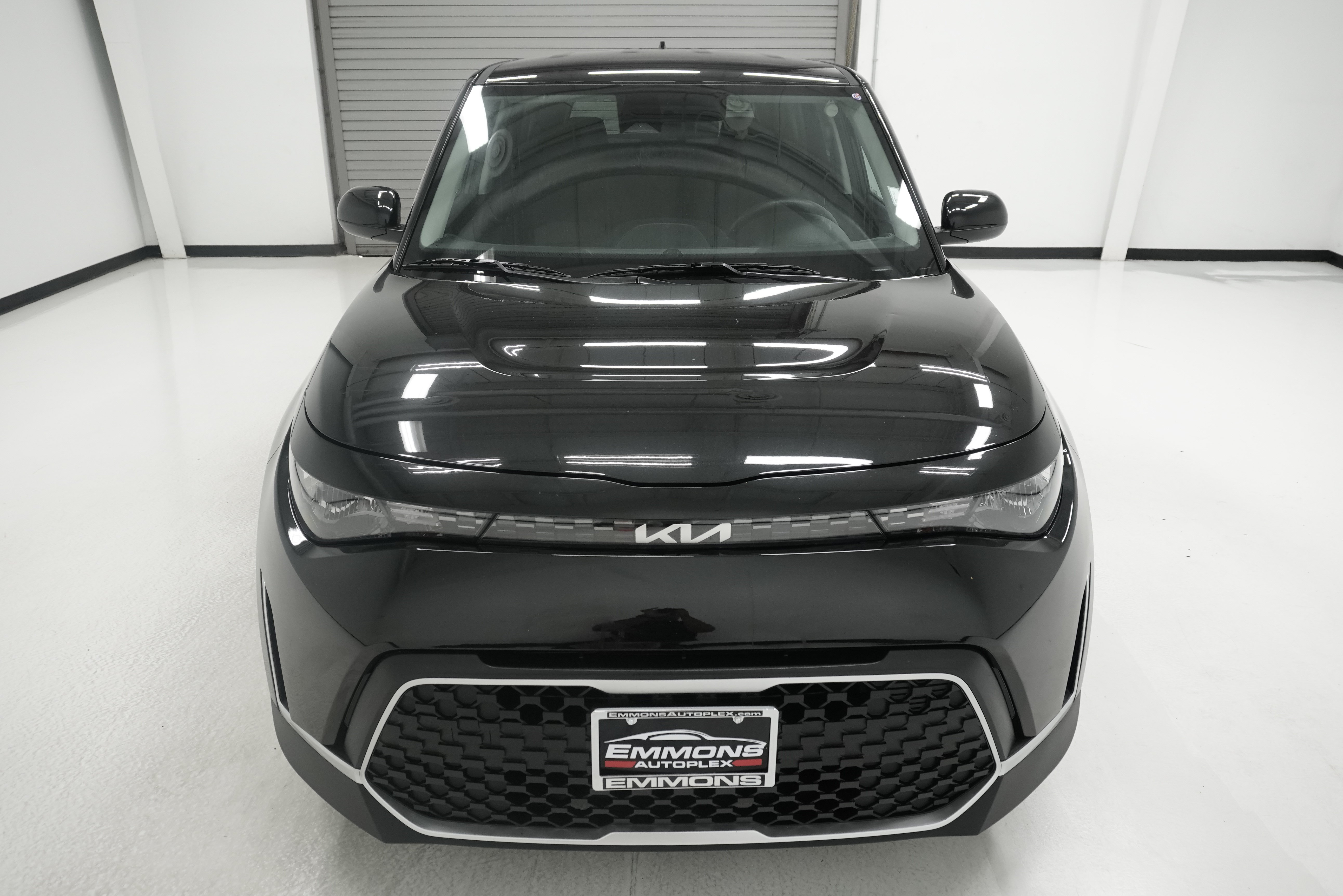 Used 2025 Kia Soul S FWD image 2