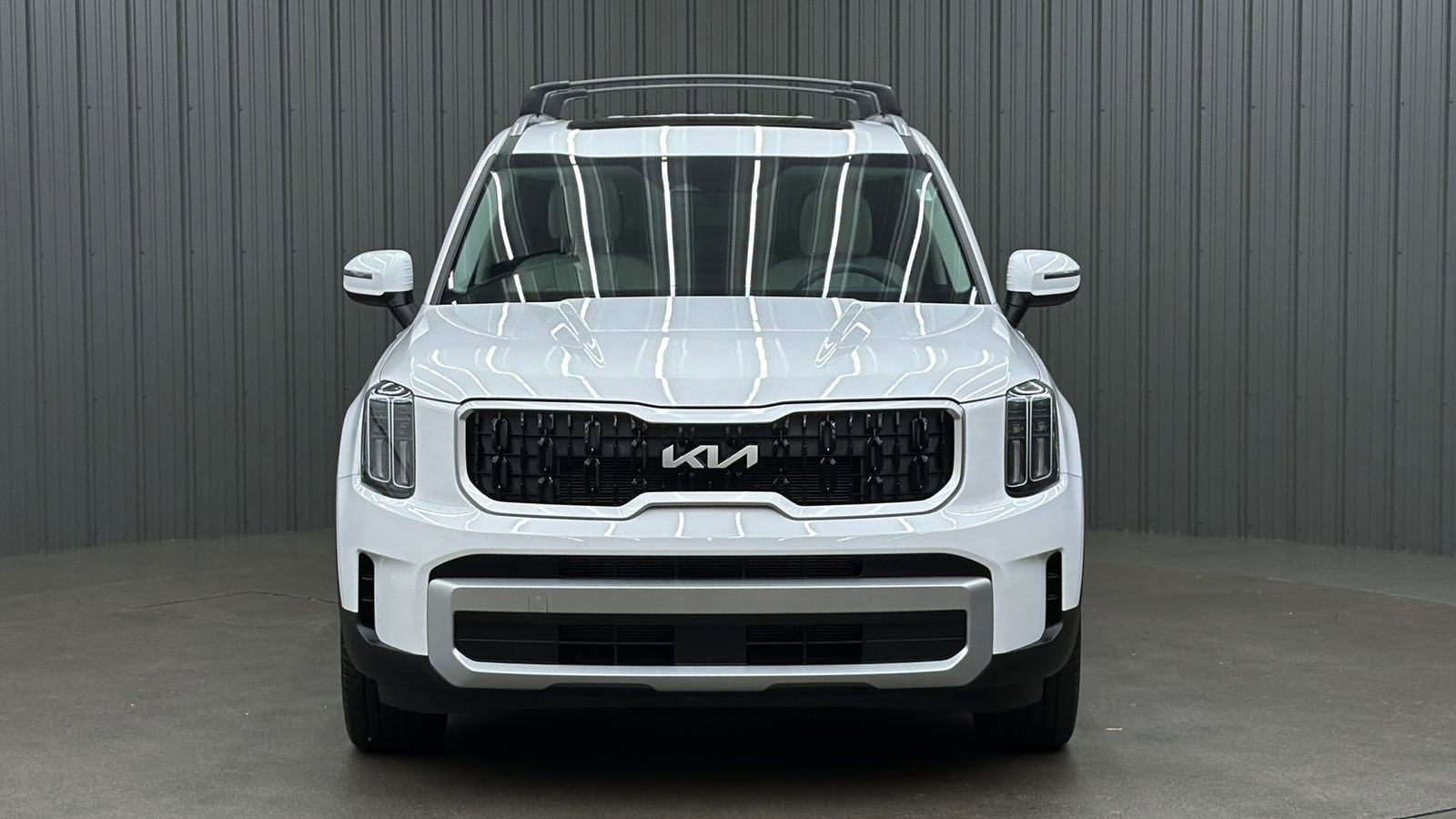 Used 2025 Kia Telluride EX FWD image 8