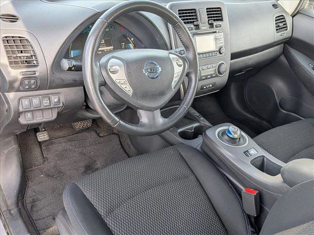 Used 2015 Nissan Leaf S w/ Charge Package image 9