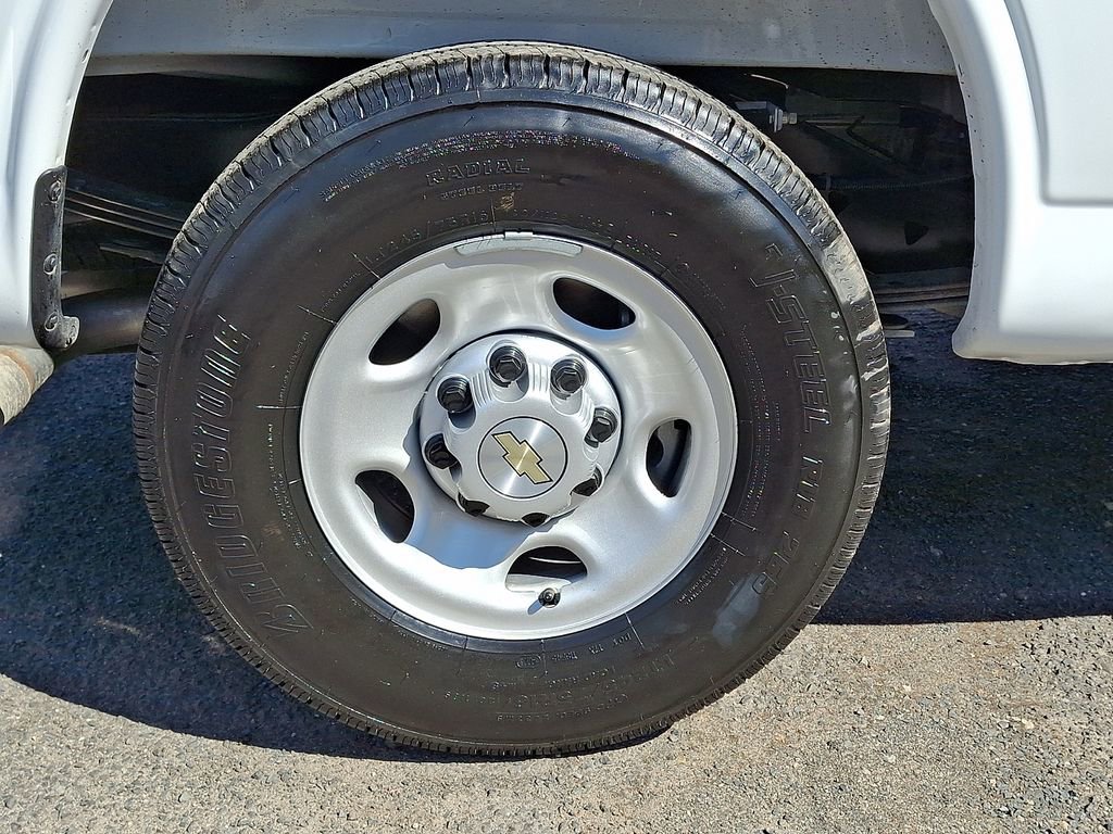 Certified 2025 Chevrolet Express 2500 w/ Driver Convenience Package image 34