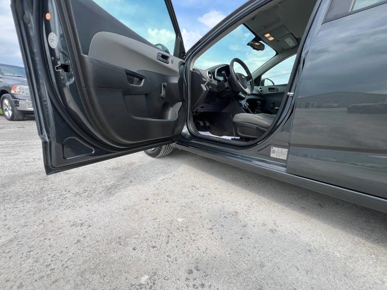 Used 2019 Chevrolet Sonic LS FWD image 13