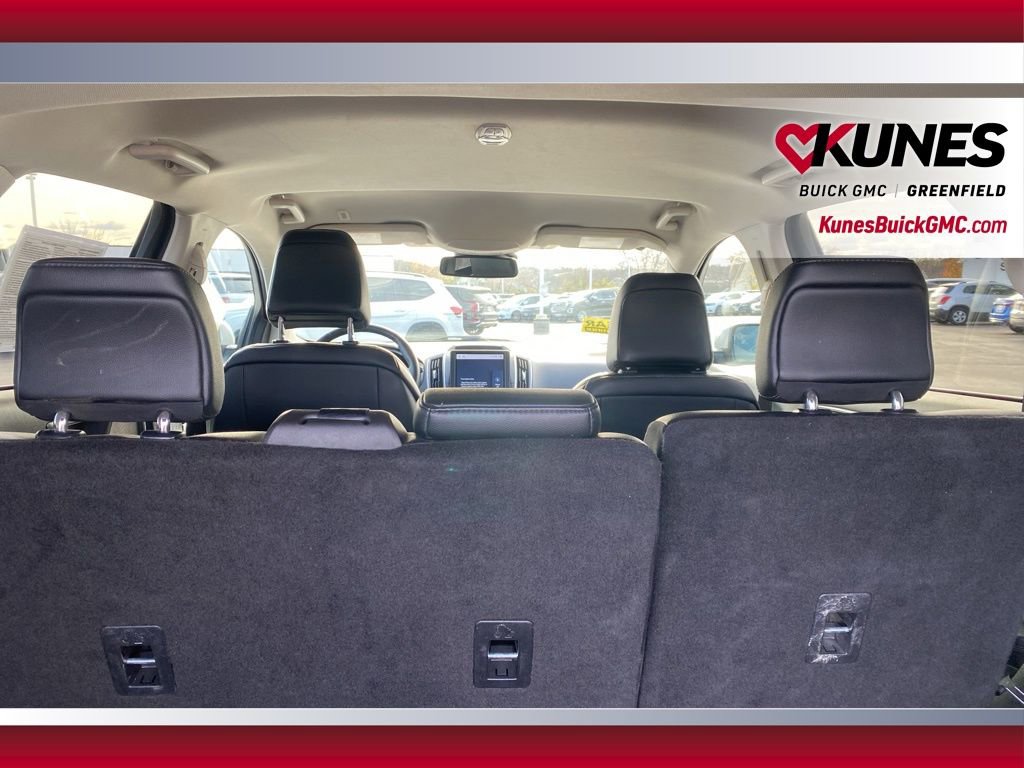 Used 2024 Ford Edge SEL image 35