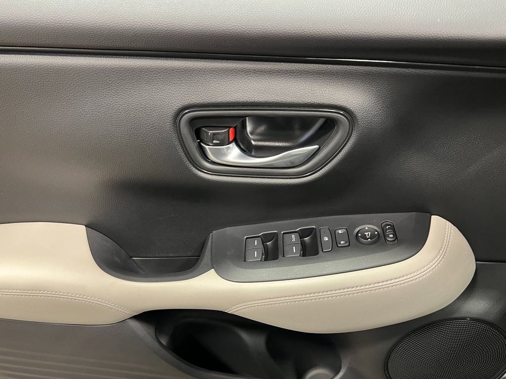 New 2025 Honda HR-V LX image 13
