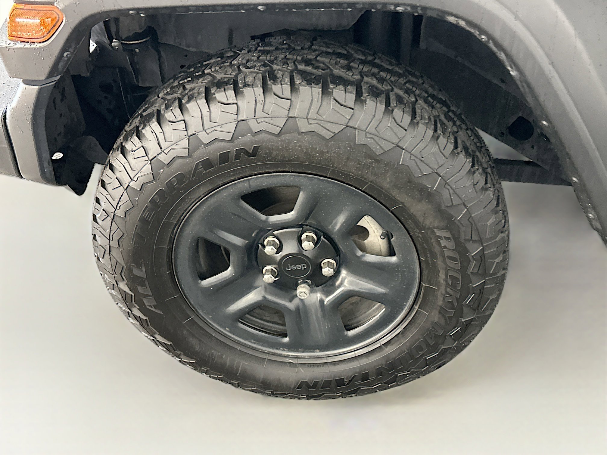 Used 2019 Jeep Wrangler Unlimited Sport S AWD/4WD image 11