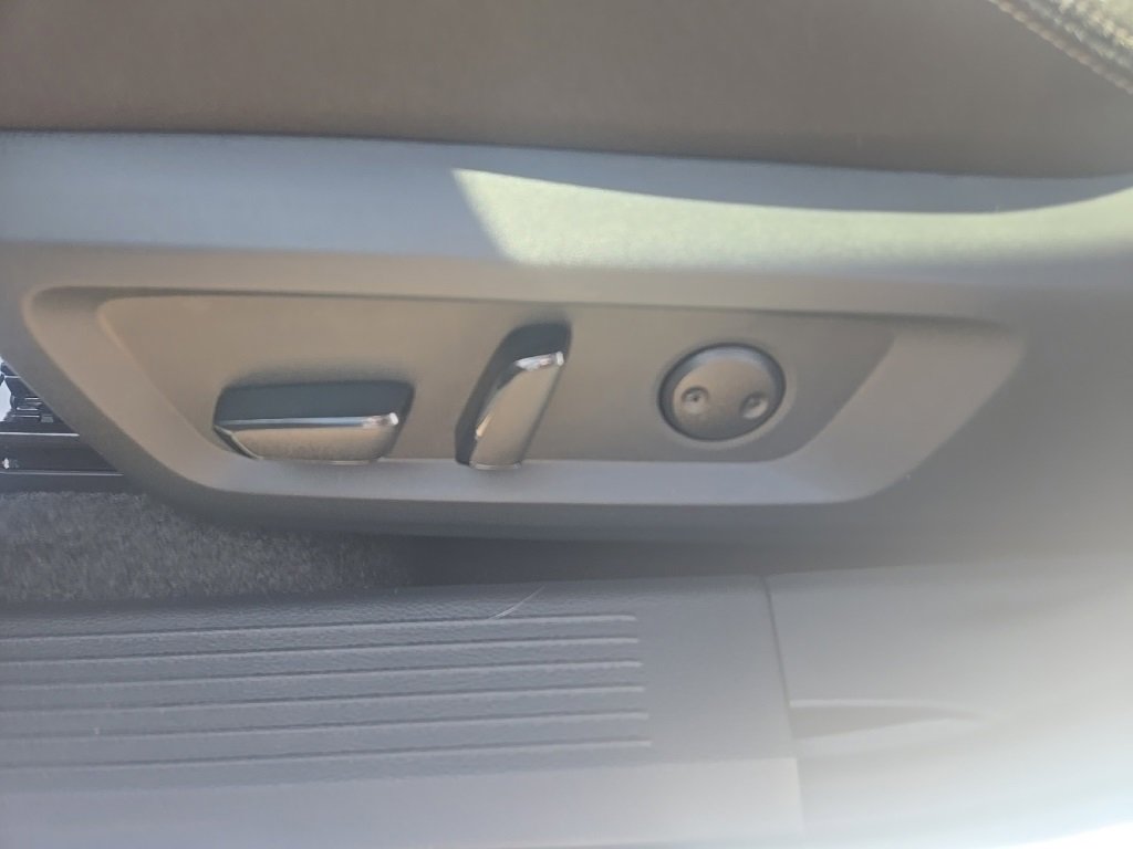 New 2026 Nissan Rogue SV image 10