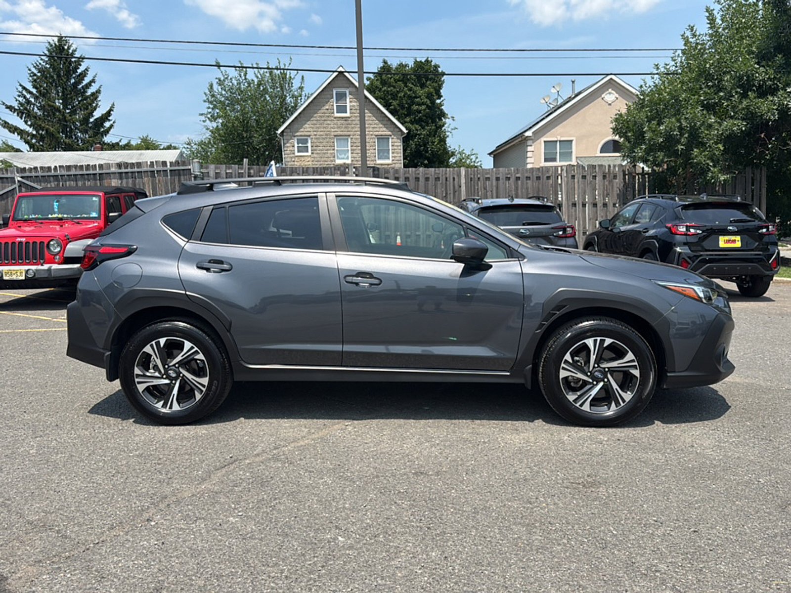 Used 2025 Subaru Crosstrek 2.5i Premium AWD/4WD image 9