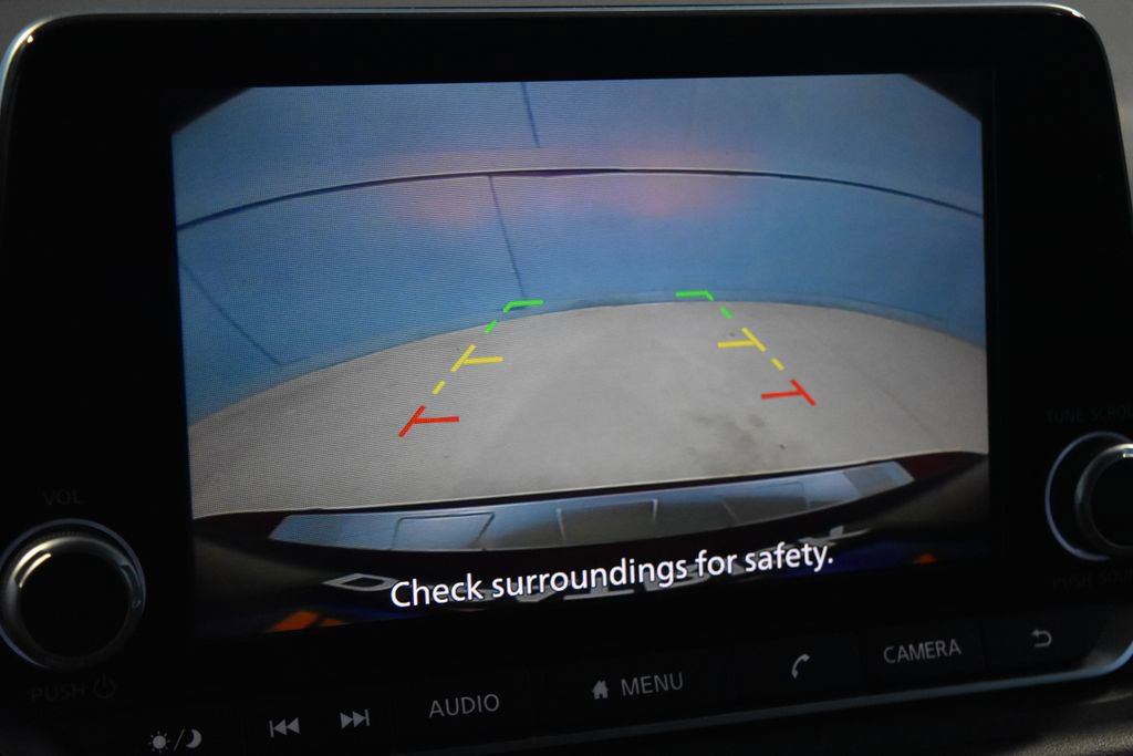 Used 2025 Nissan Rogue SV image 11