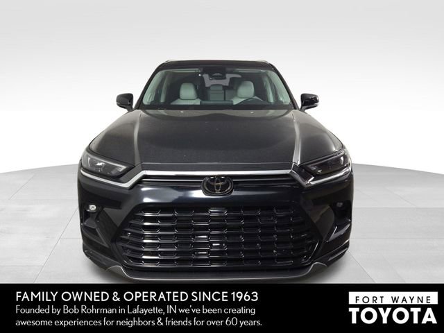 Used 2024 Toyota Grand Highlander AWD image 3