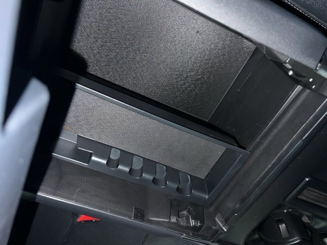 Used 2023 Ford F150 Lariat w/ Equipment Group 502A High image 31