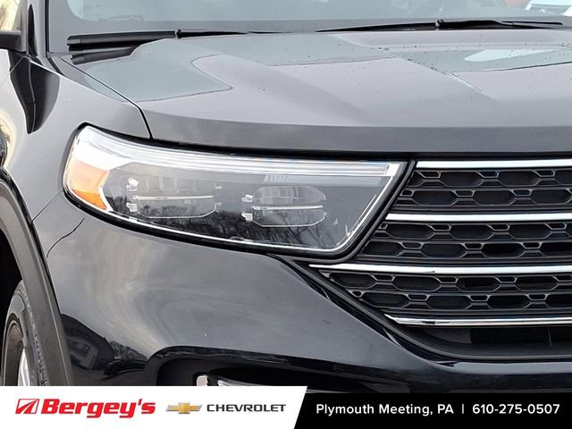 Used 2023 Ford Explorer XLT w/ Equipment Group 202A image 11