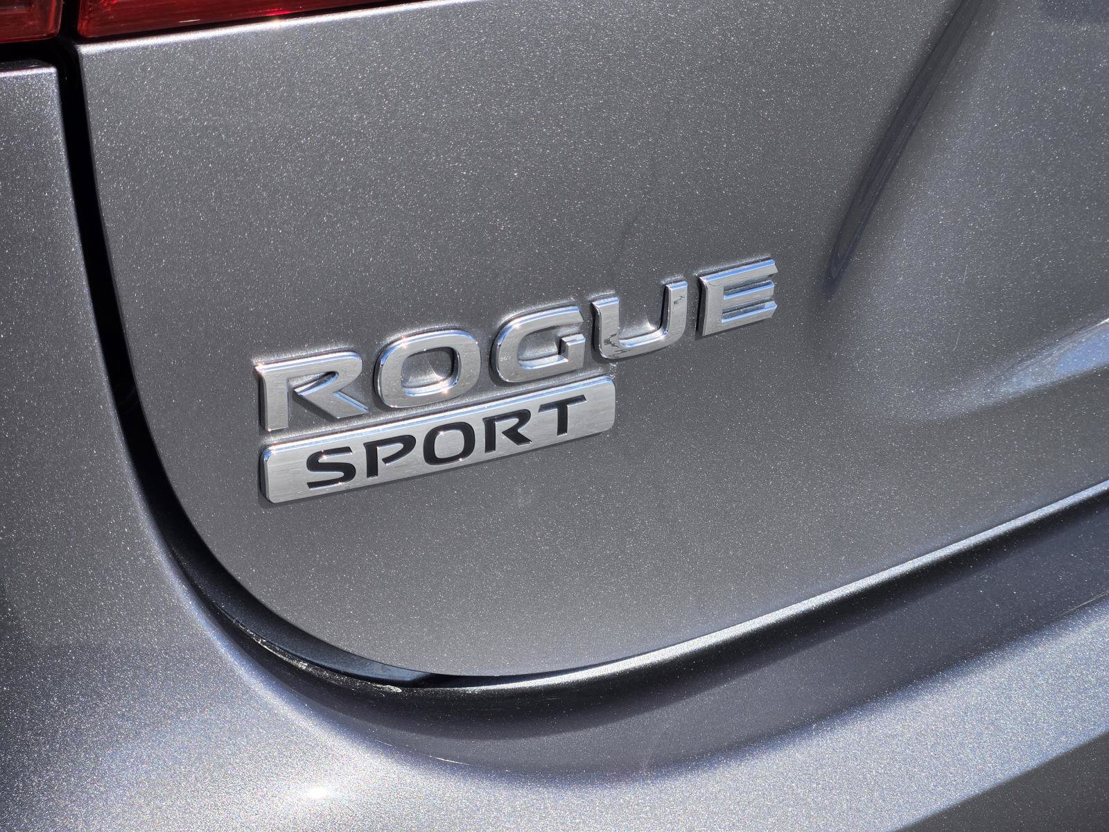 Used 2021 Nissan Rogue Sport S FWD image 33