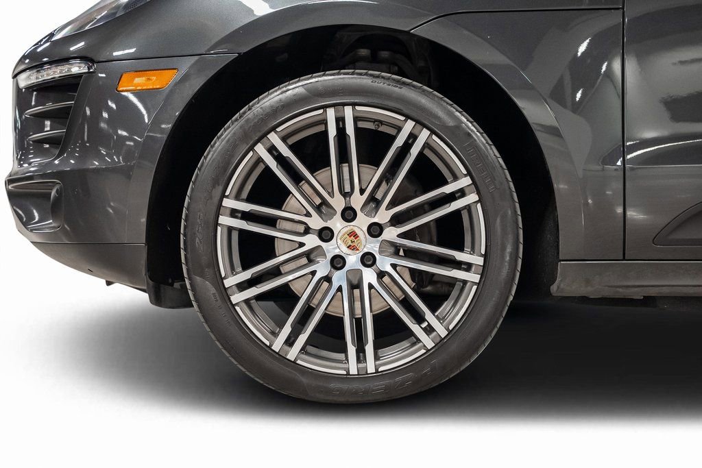 Used 2017 Porsche Macan image 17