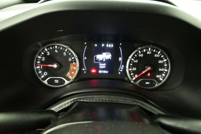 Used 2019 Jeep Renegade Latitude FWD image 33