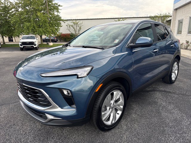 Used 2025 Buick Encore GX Preferred w/ Comfort Package FWD image 7