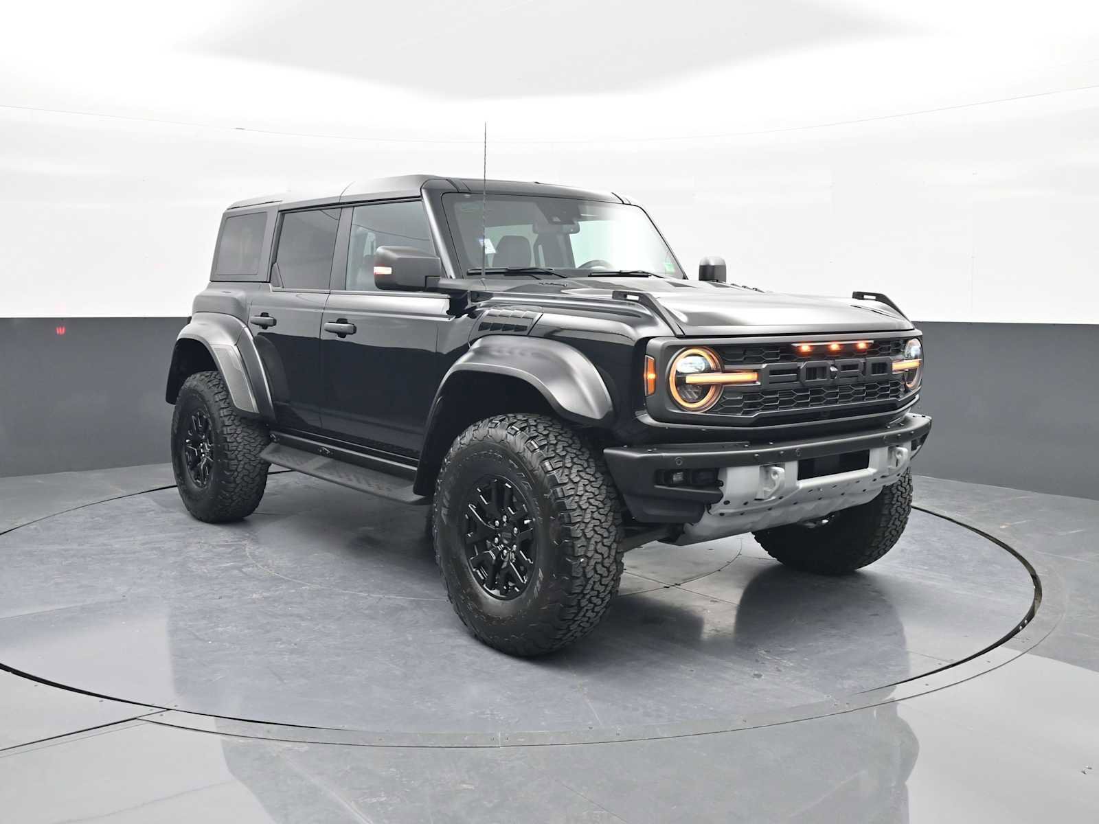 Used 2022 Ford Bronco Raptor image 1