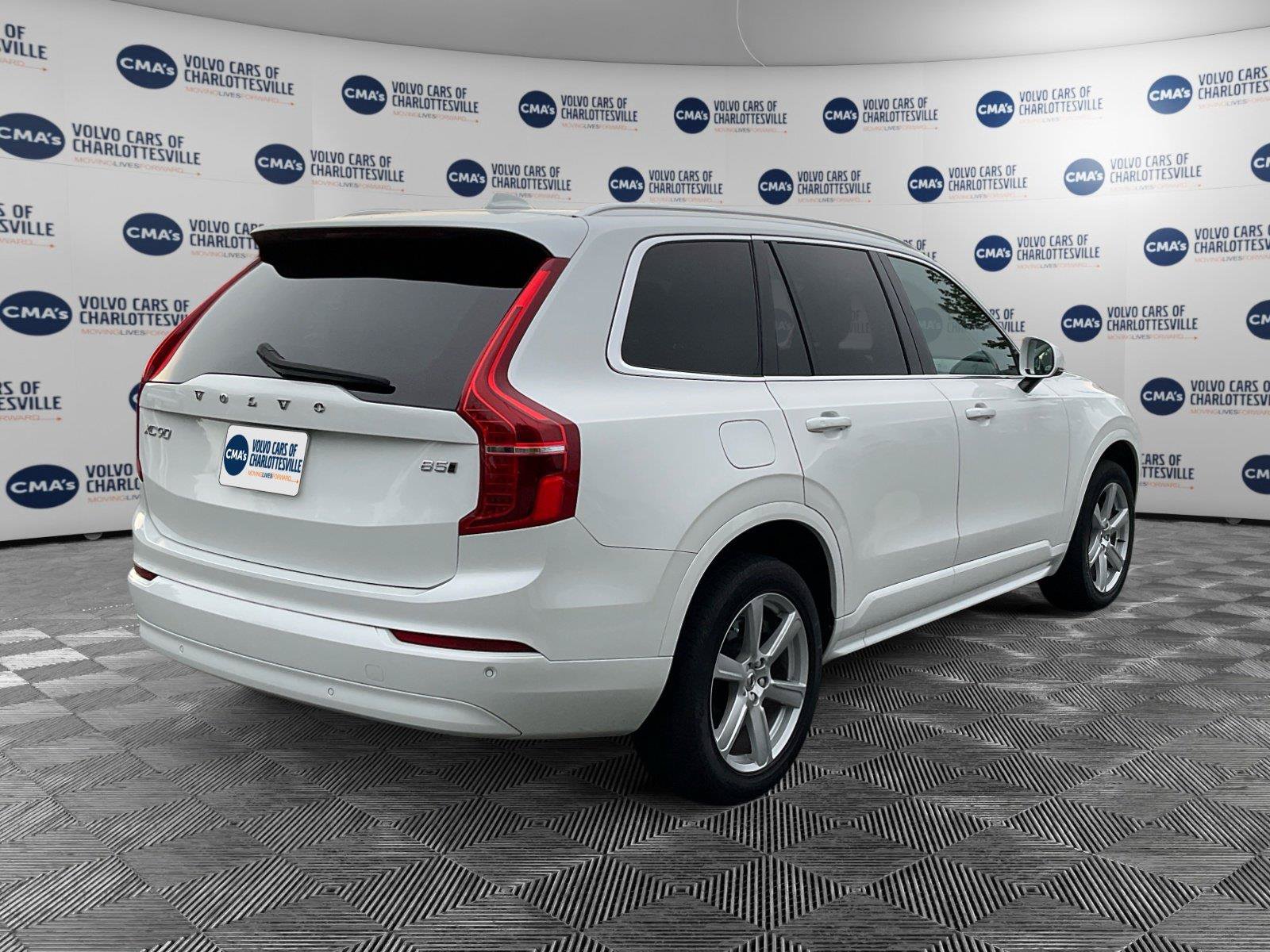 Used 2023 Volvo XC90 B5 Core AWD/4WD image 5
