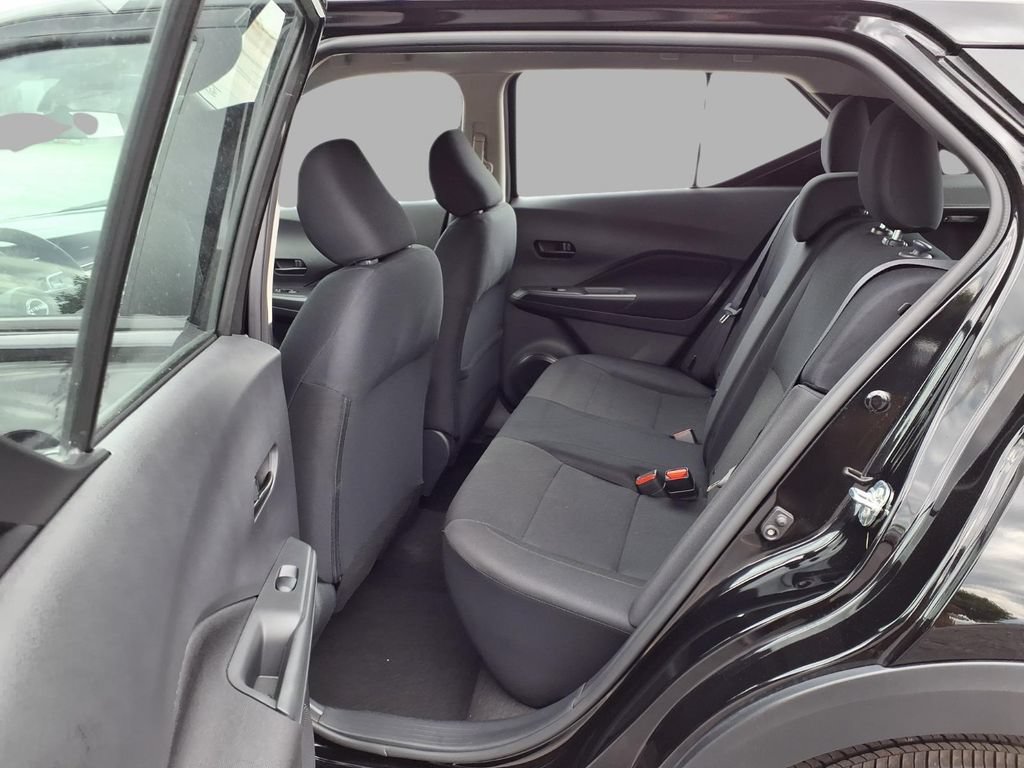 Used 2025 Nissan Kicks Play S FWD image 24
