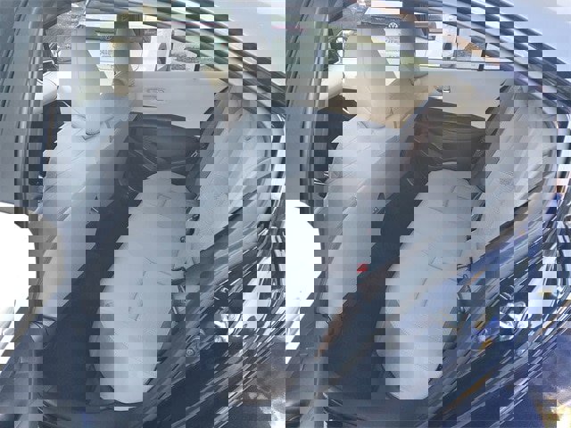 Used 2025 Toyota Corolla SE image 11