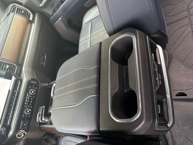 Used 2023 Chevrolet Silverado 1500 High Country w/ Technology Package image 24