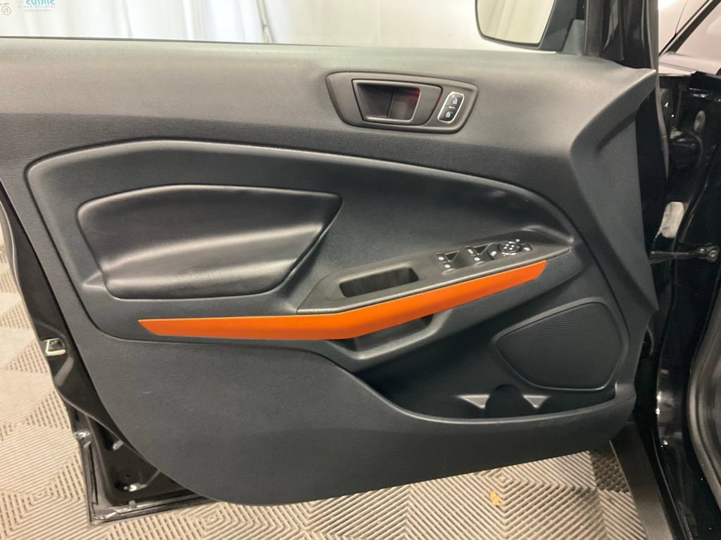 Used 2018 Ford EcoSport SES w/ SES Cold Weather Package AWD/4WD image 18