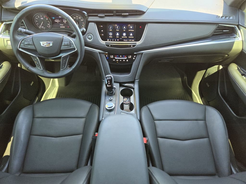 Used 2024 Cadillac XT5 Premium Luxury w/ Technology Package FWD image 27