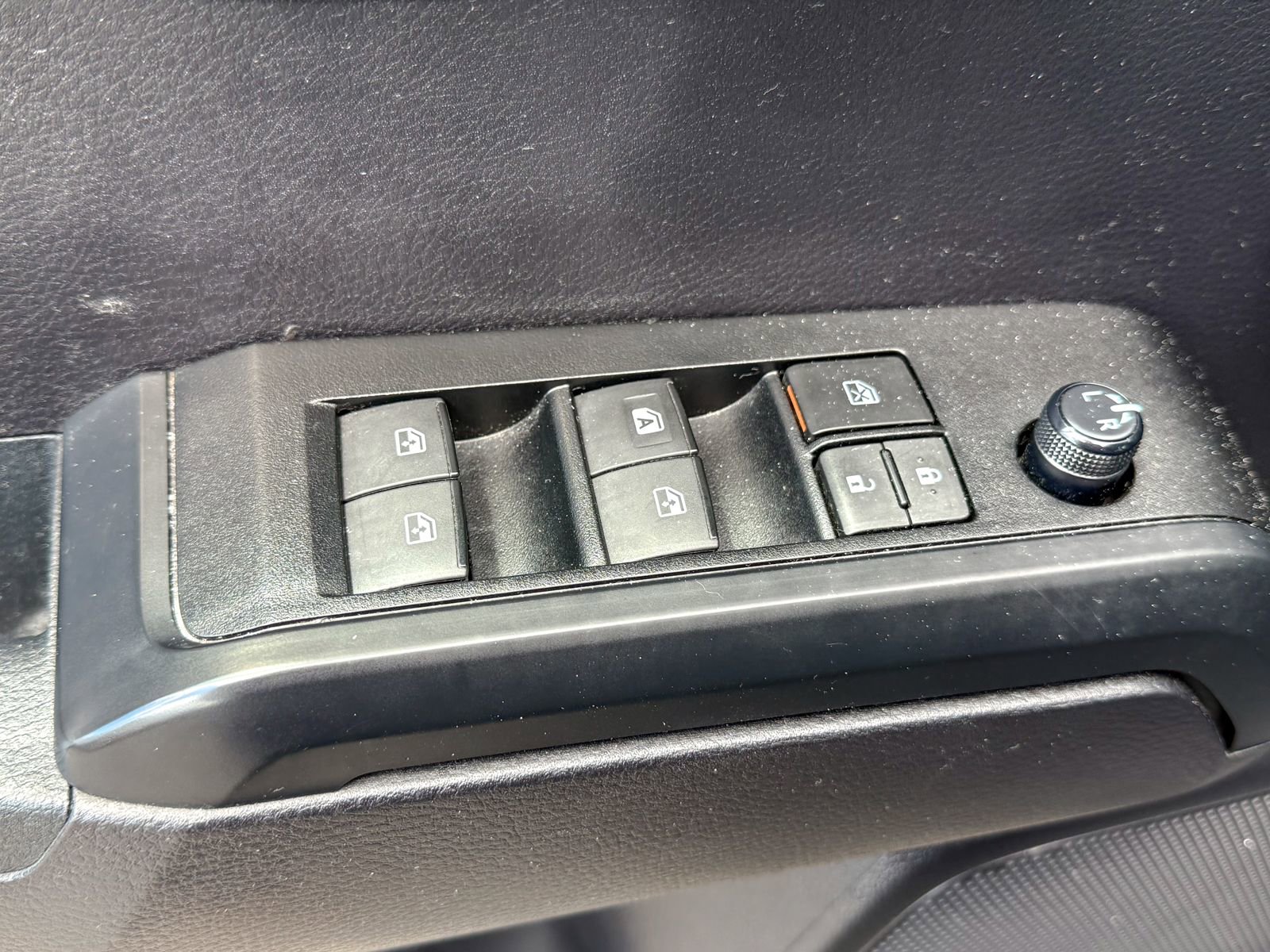 Used 2021 Toyota Tacoma SR image 16