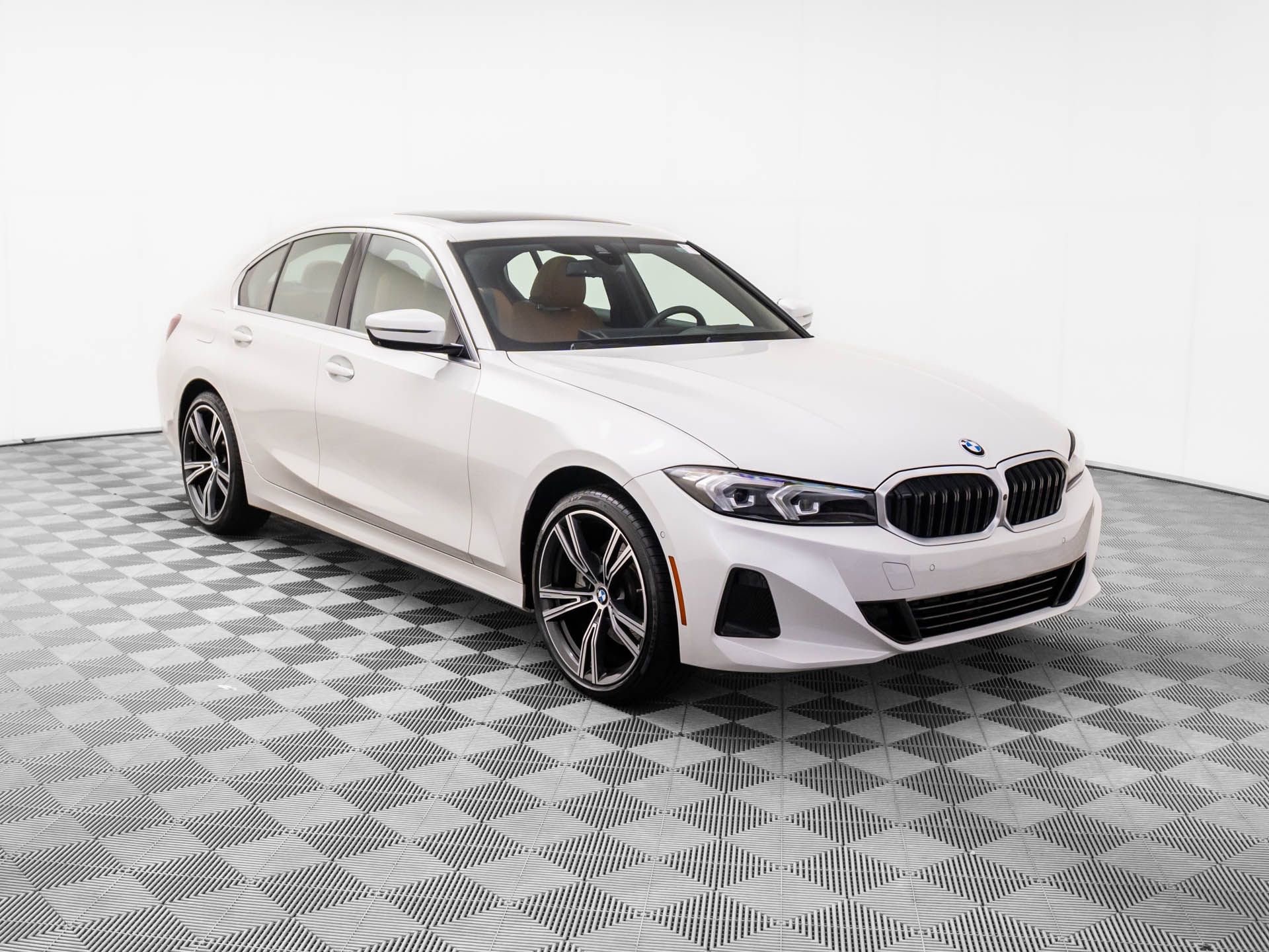 Certified 2024 BMW 330i xDrive Sedan image 7