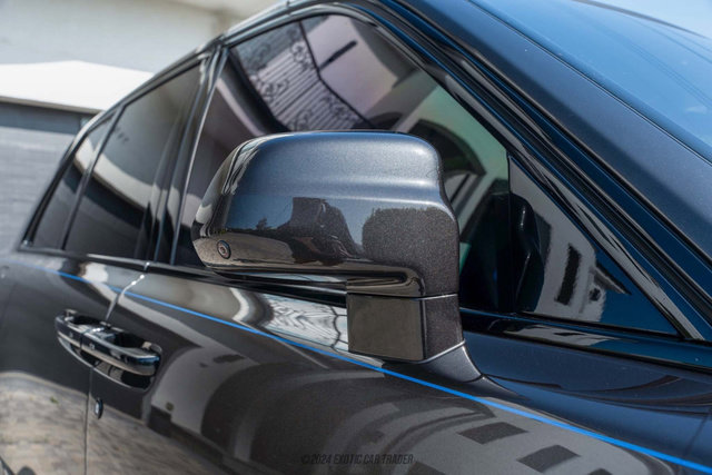 Used 2020 Rolls-Royce Cullinan Black Badge image 86