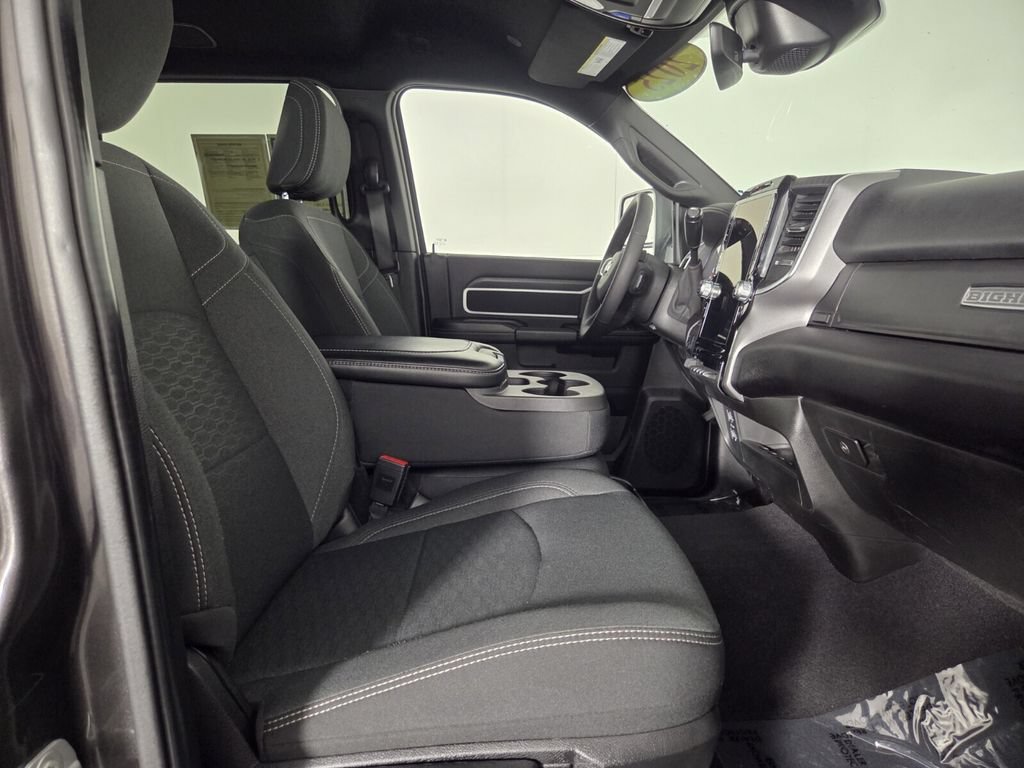 Used 2025 RAM 2500 Big Horn AWD/4WD image 31