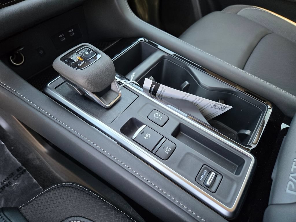 New 2026 Nissan Pathfinder SL FWD image 20
