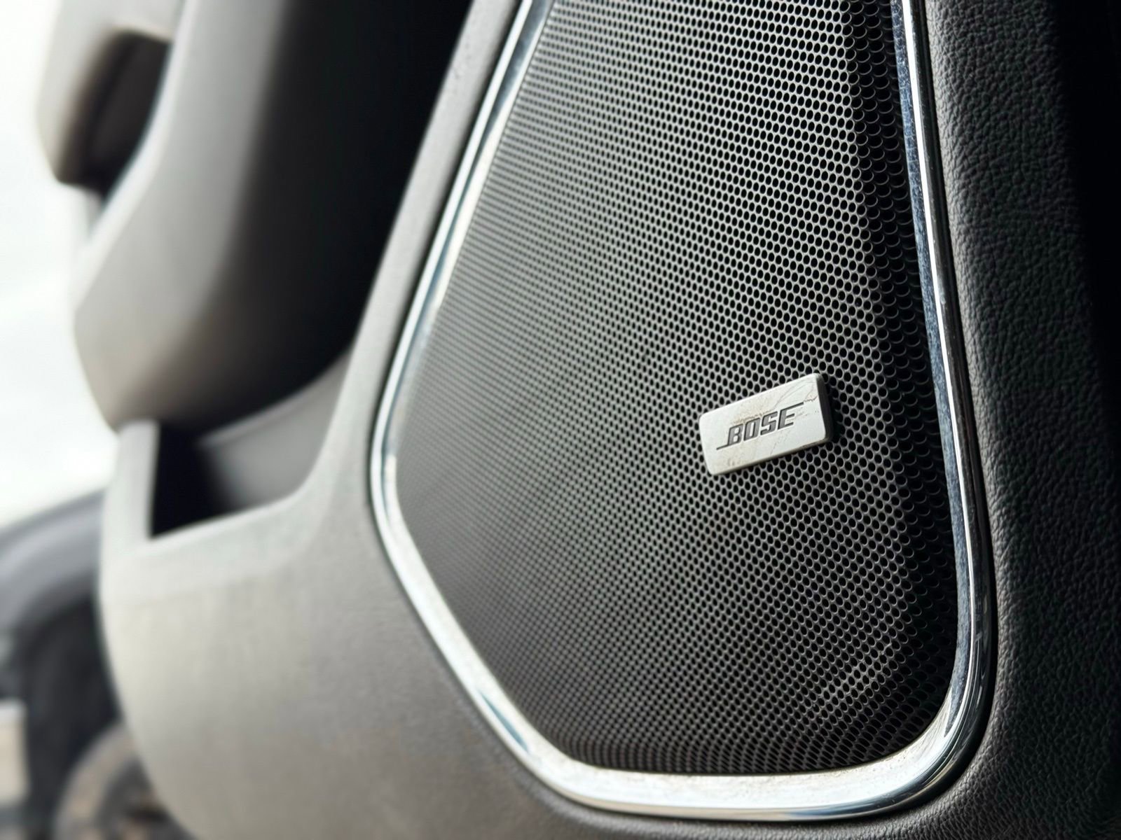 Used 2018 Chevrolet Tahoe LT image 14