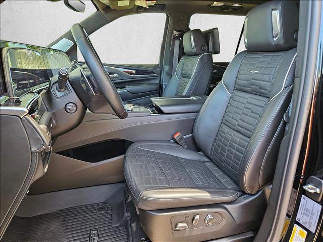 Used 2024 Cadillac Escalade V AWD/4WD image 19