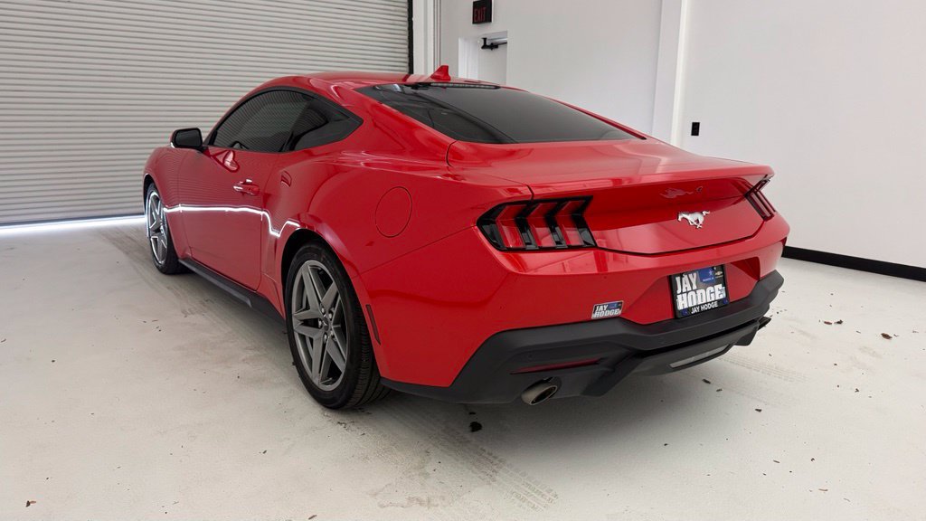 Used 2026 Ford Mustang Coupe RWD image 16