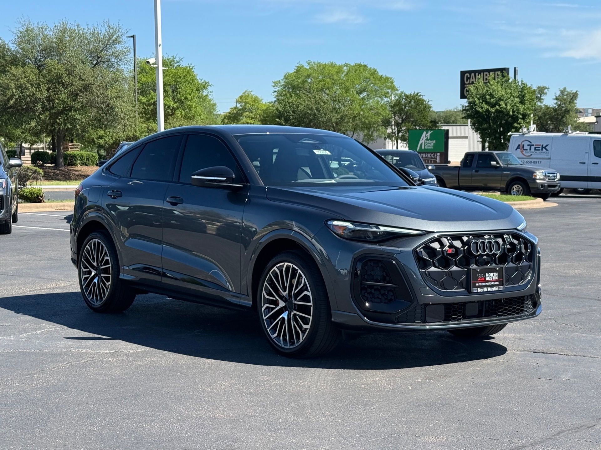 New 2026 Audi SQ5 Premium Plus image 2