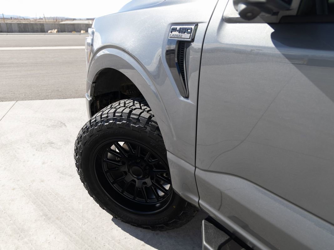 Used 2025 Ford F150 Lariat AWD/4WD image 12